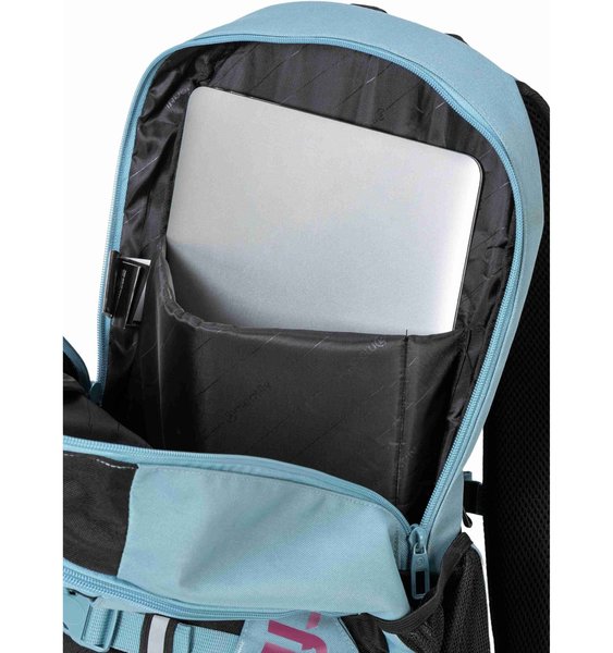 Batoh Meatfly Basejumper Aqua Pink 22 L + penál zdarma 25/26