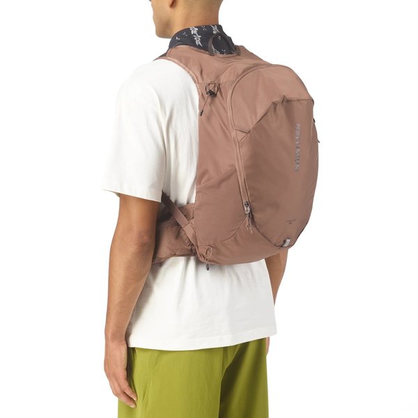 Sportovní batoh Salomon Trailblazer 20 LC2855800 26/27